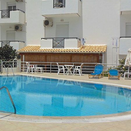 Irilena Apartments Stalida 外观 照片
