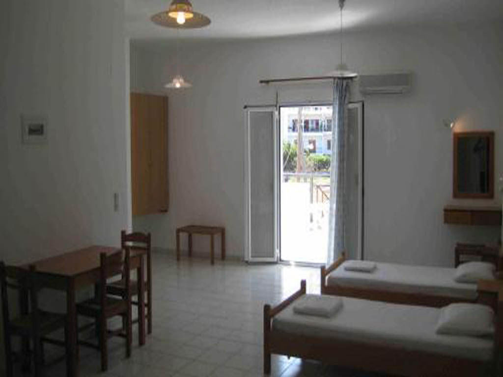 Irilena Apartments Stalida 外观 照片